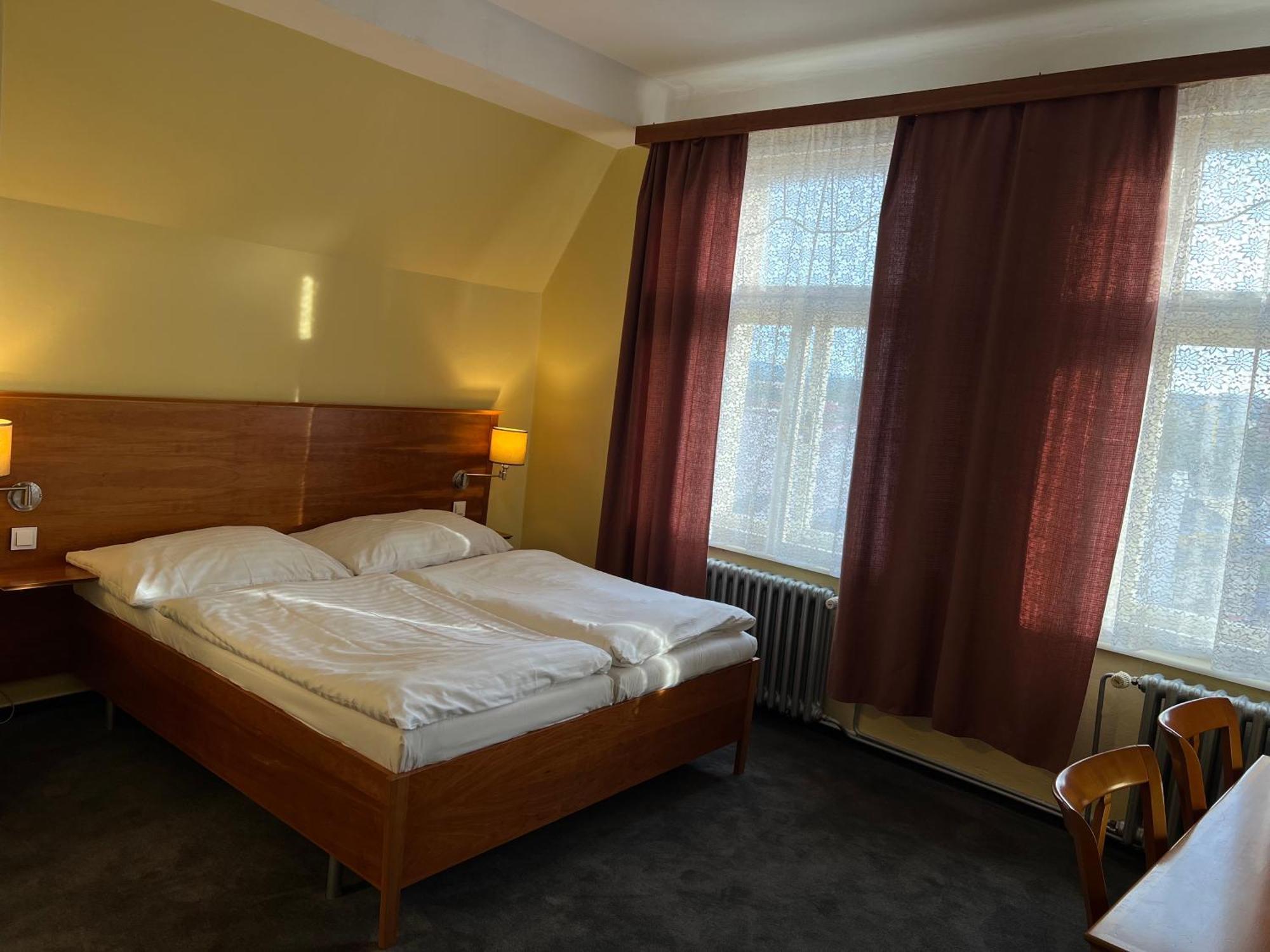 Hotel Praha ลิเบอเรซ ภายนอก รูปภาพ