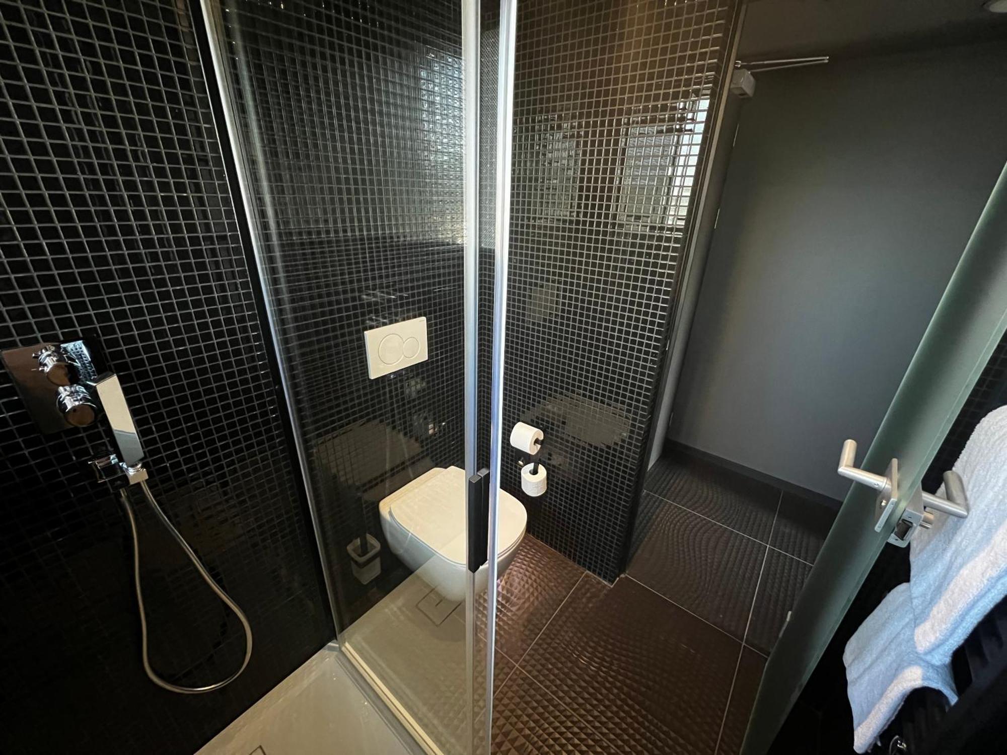Hotel Praha ลิเบอเรซ ภายนอก รูปภาพ
